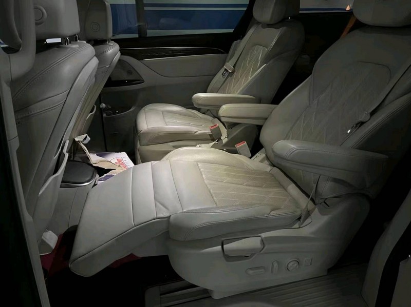 嘉兴17年别克GL88