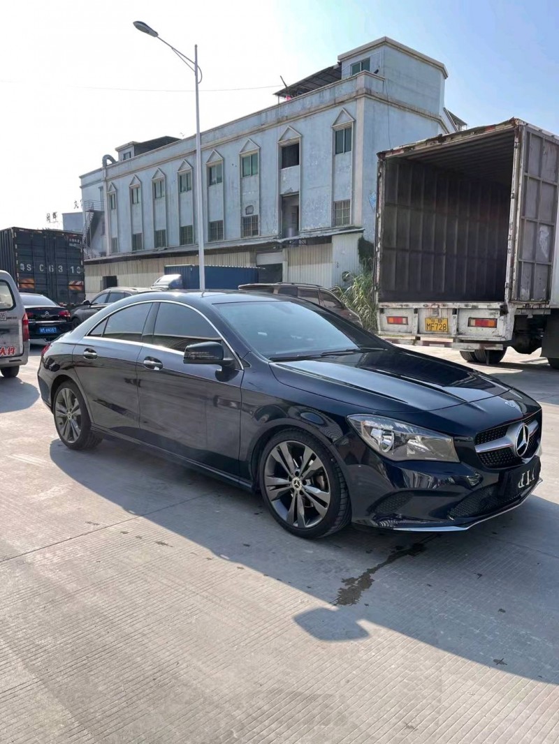 东莞17年奔驰CLA8