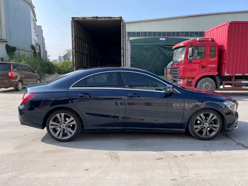 东莞17年奔驰CLA3