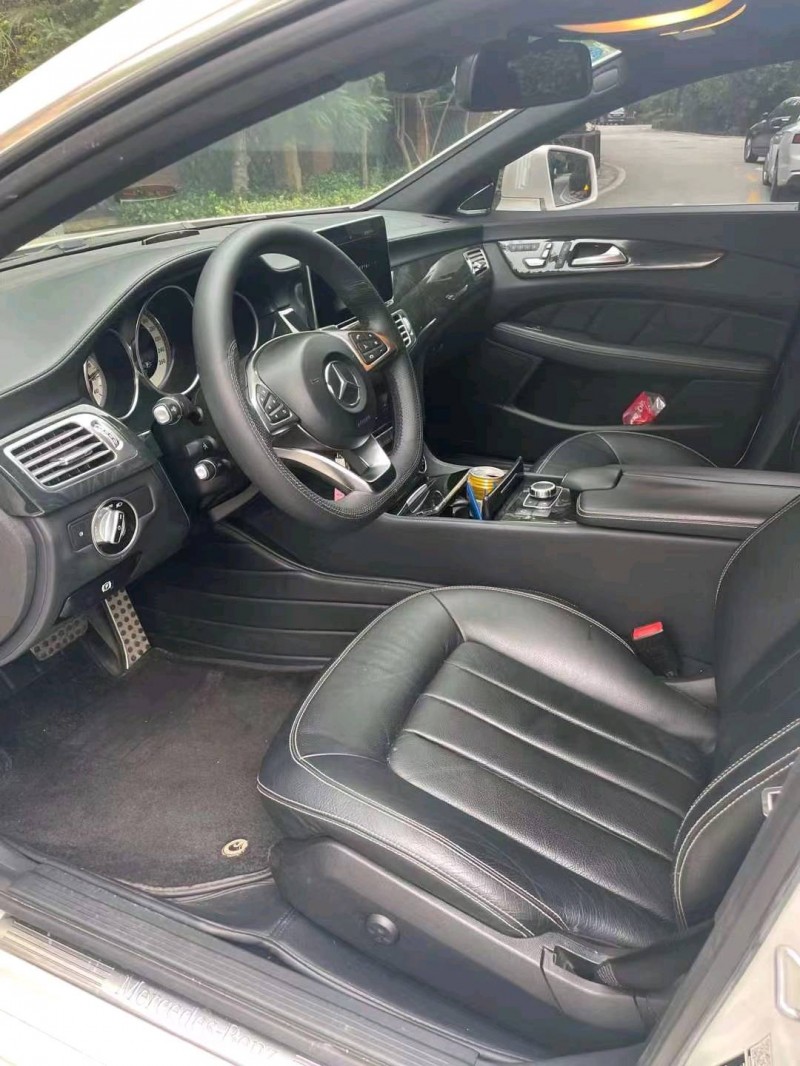常州17年奔驰CLS8