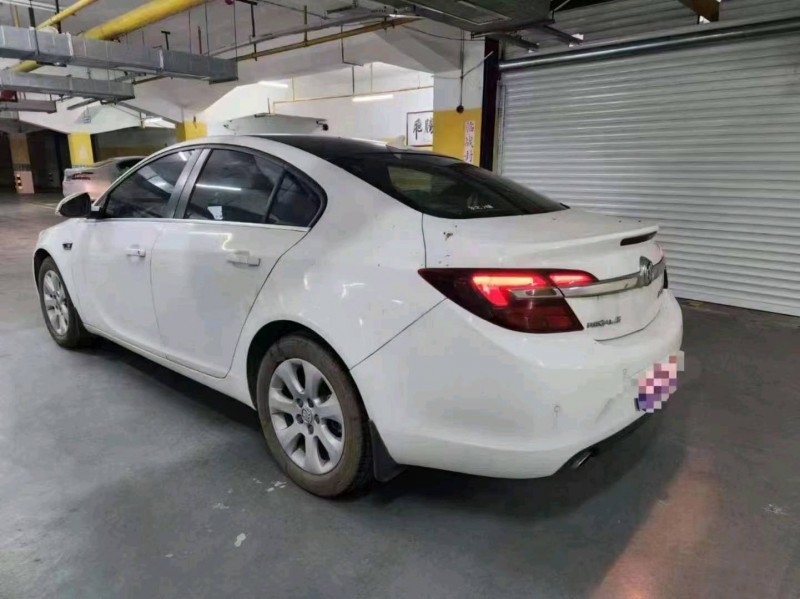 宜昌16年别克君威3