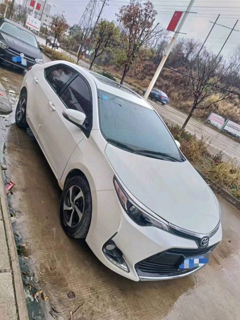 邯郸18年丰田雷凌2