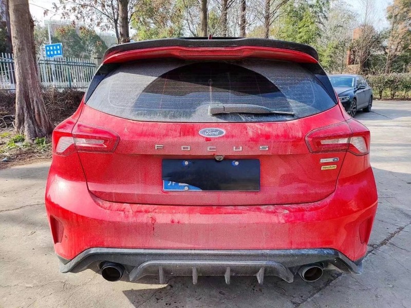 宜昌21年福特福克斯4