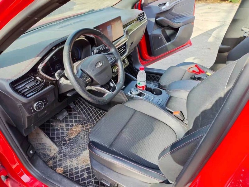 宜昌21年福特福克斯5