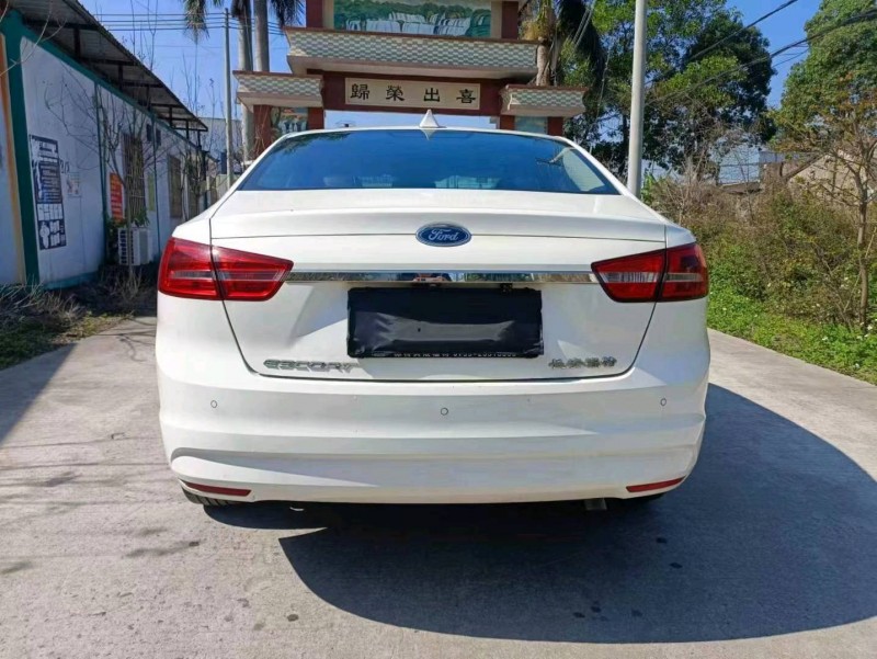 珠海18年福特福睿斯2