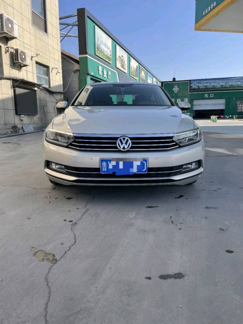 济南18年大众迈腾8