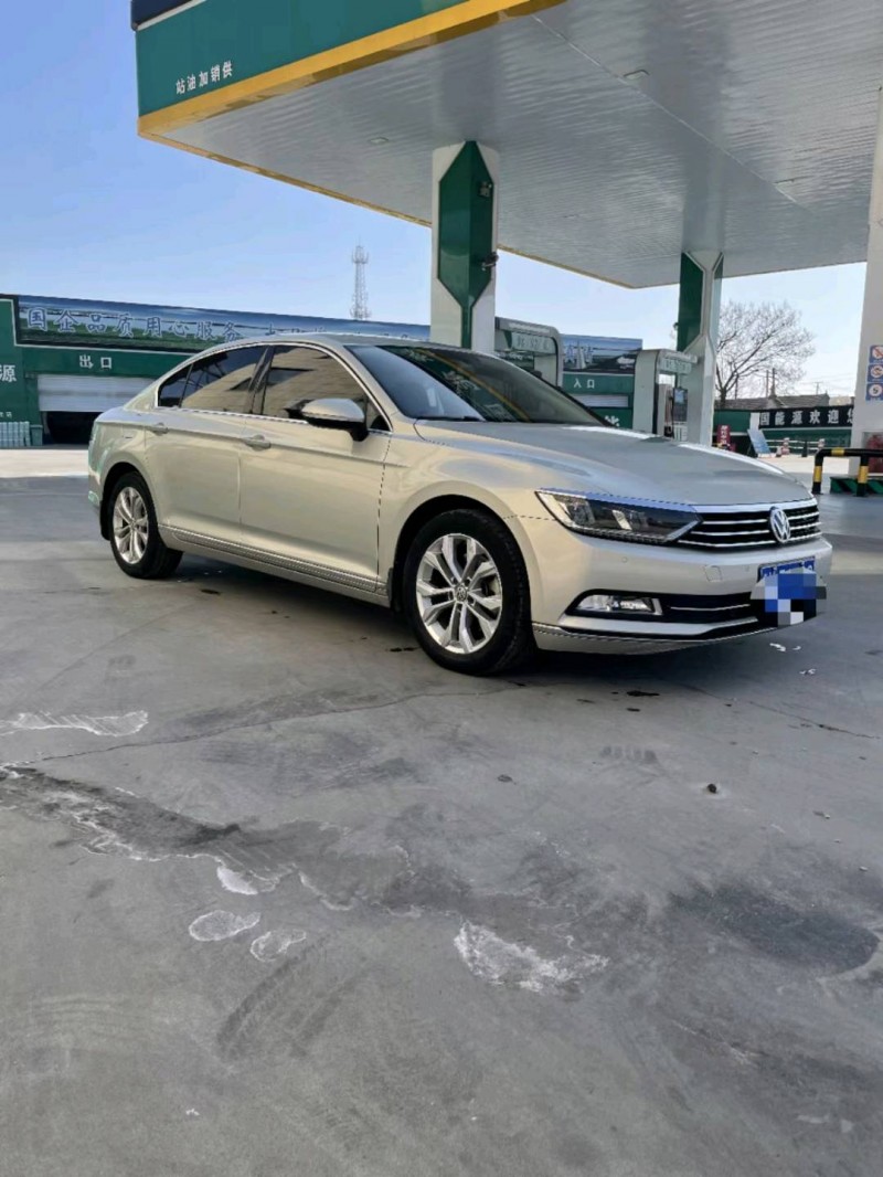 济南18年大众迈腾7