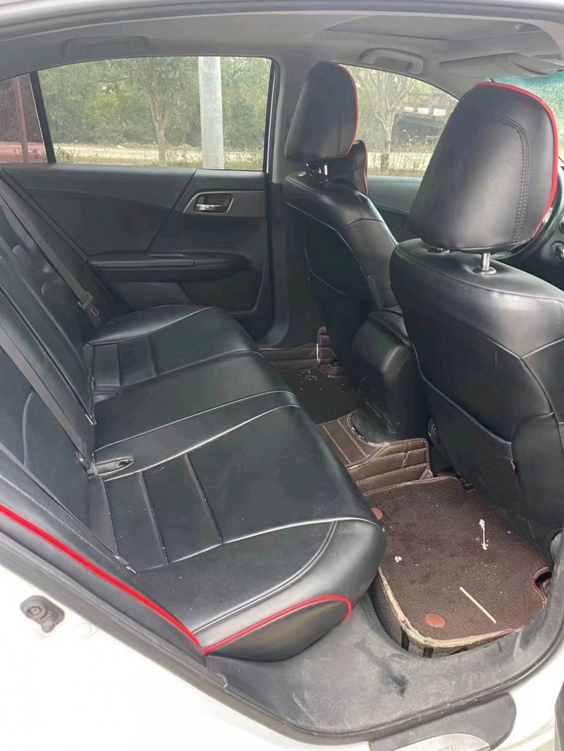 济南16年本田雅阁3