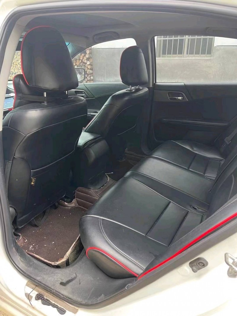 济南16年本田雅阁5