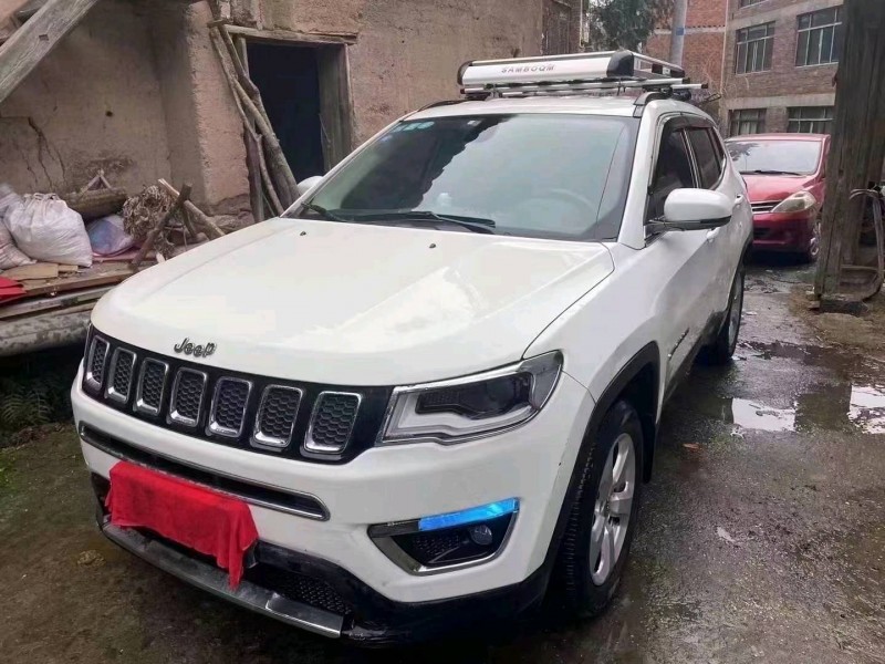 湖州17年Jeep指南者9