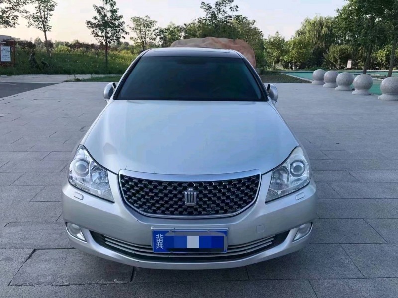 邯郸10年丰田皇冠1