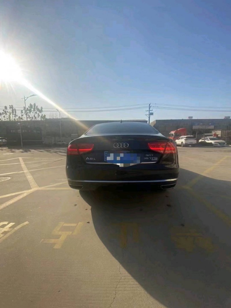 东营13年奥迪A8L9