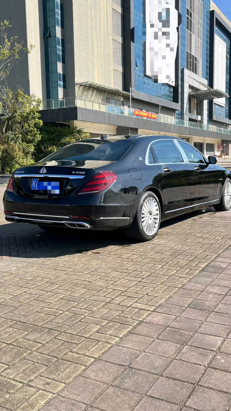 珠海19年奔驰迈巴赫S级9