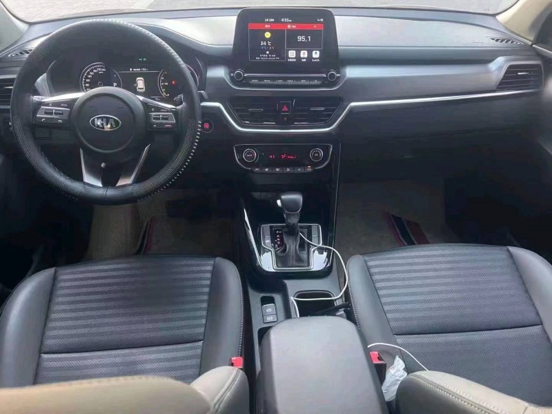 邯郸20年起亚智跑7