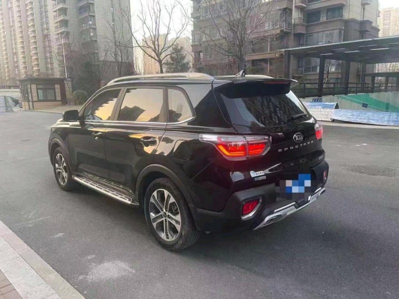 邯郸20年起亚智跑3