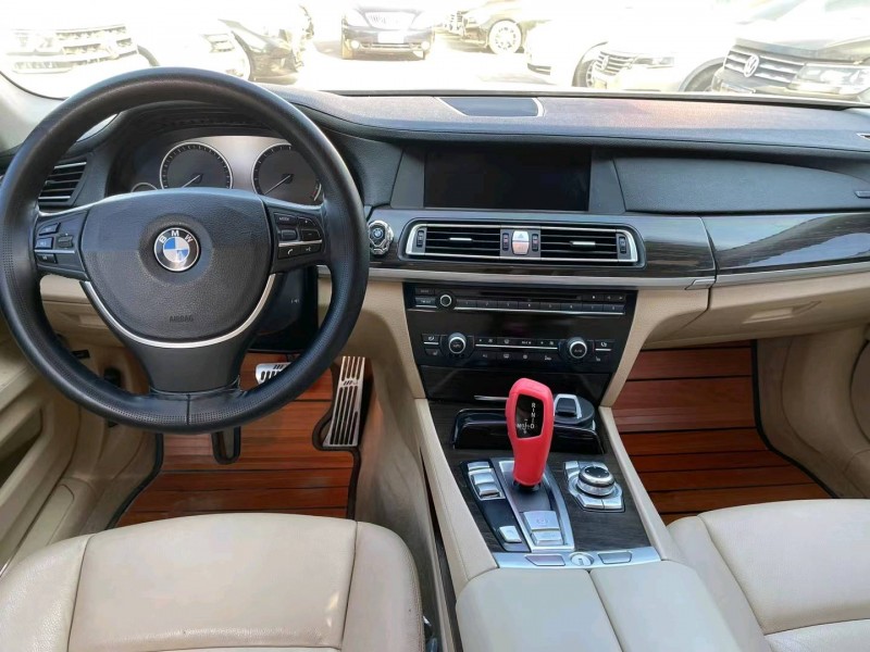 廊坊09年宝马7系7