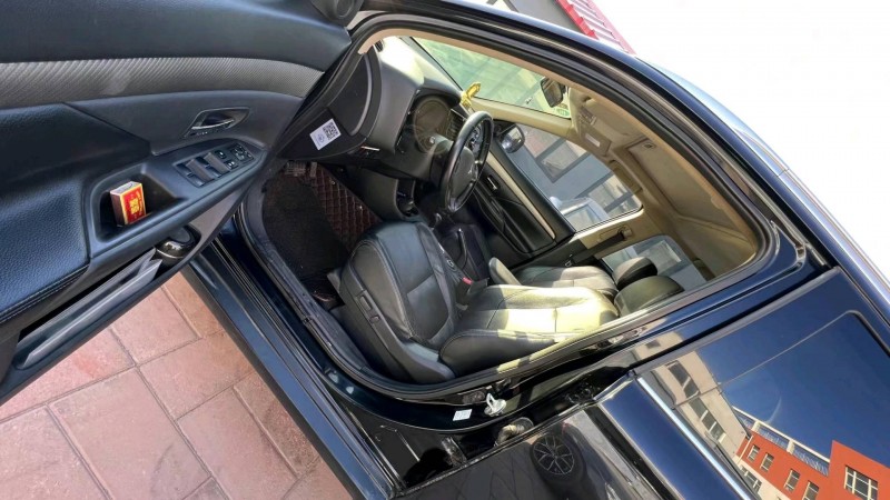 廊坊15年三菱欧蓝德9