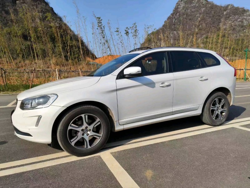 宜昌14年沃尔沃XC602