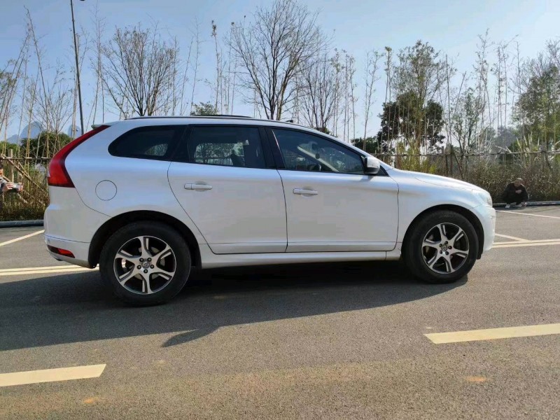 宜昌14年沃尔沃XC607