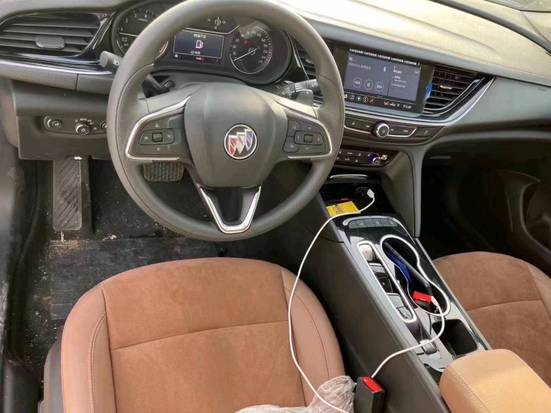 枣庄23年别克君威7