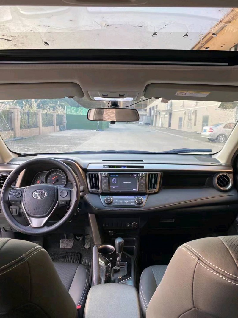 珠海16年丰田RAV4荣放3