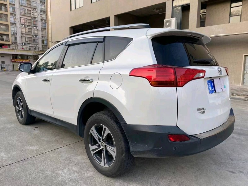 珠海16年丰田RAV4荣放2