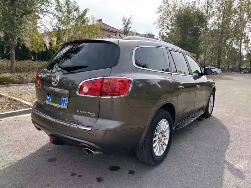 枣庄12年别克昂科雷4