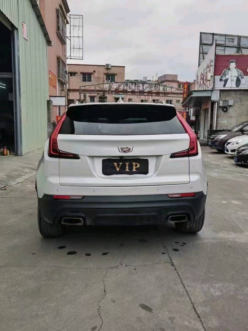 珠海20年凯迪拉克XT45