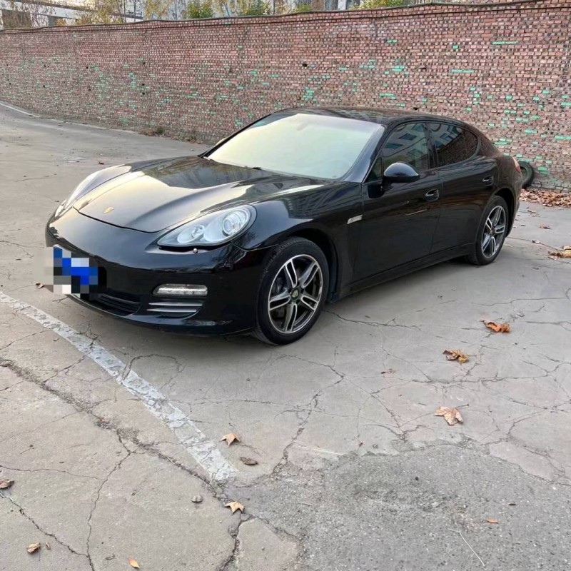 邯郸12年保时捷帕拉梅拉6