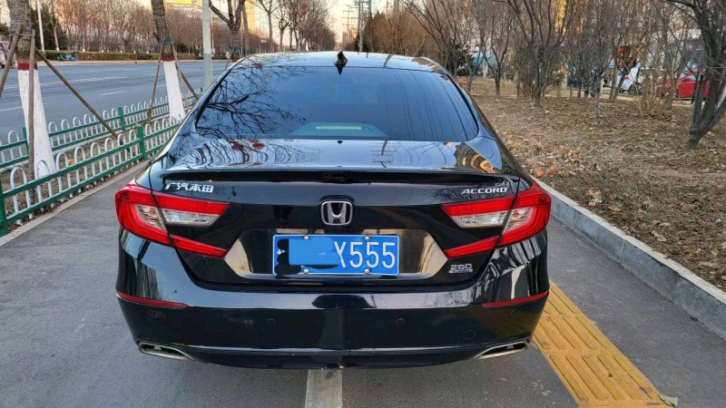 邯郸19年本田雅阁4