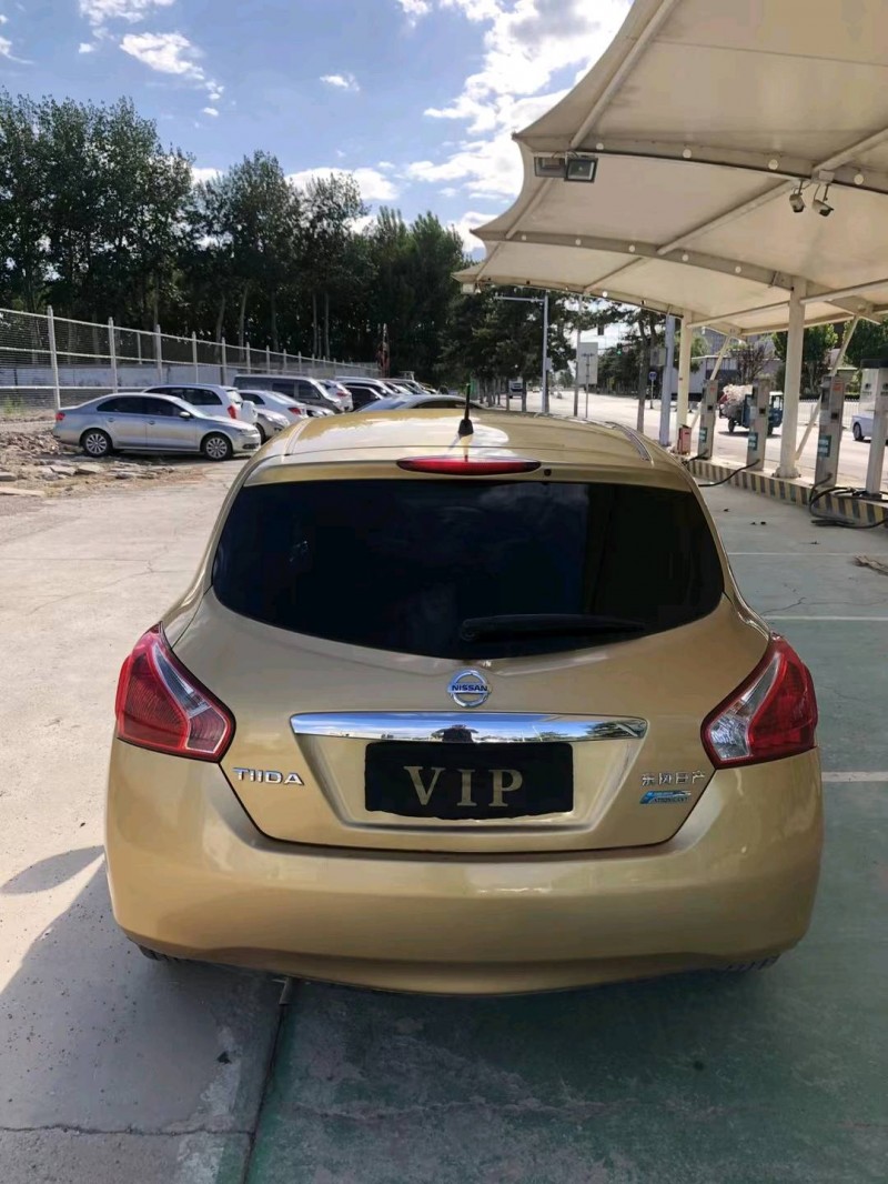 廊坊13年日产骐达9