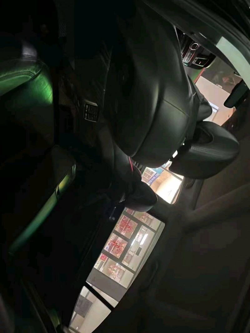 邯郸14年起亚凯尊2