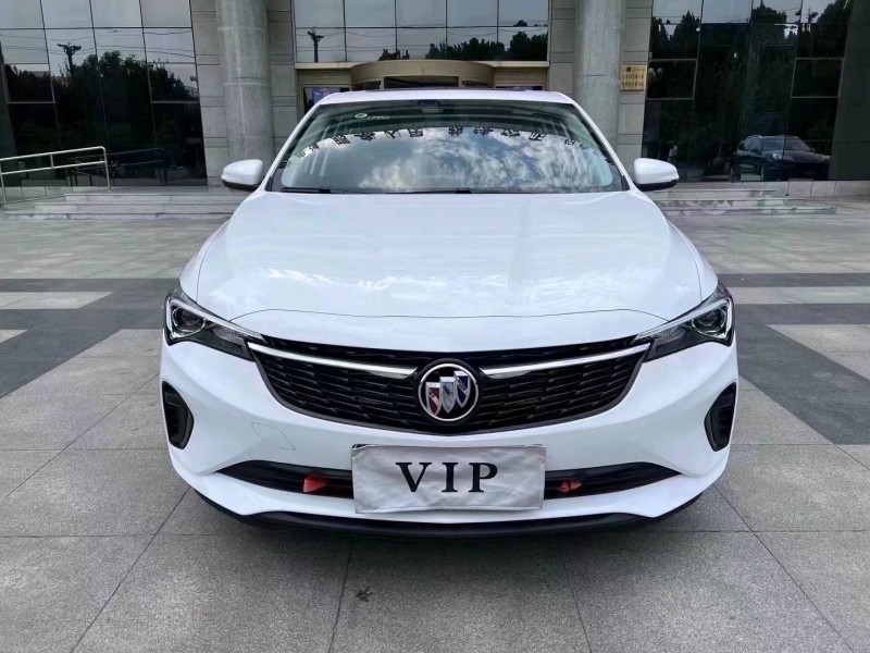 枣庄22年别克威朗1