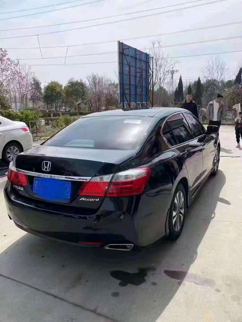 济南14年本田雅阁4