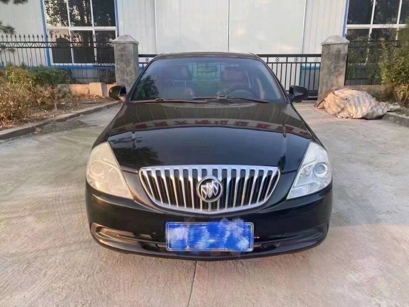 青岛15年别克凯越4