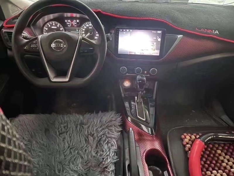 济南16年日产蓝鸟2