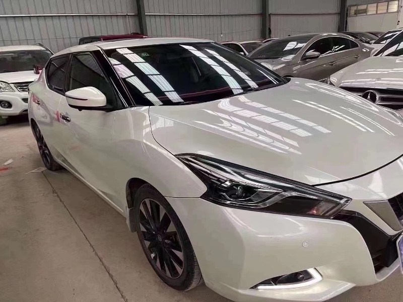 济南16年日产蓝鸟5