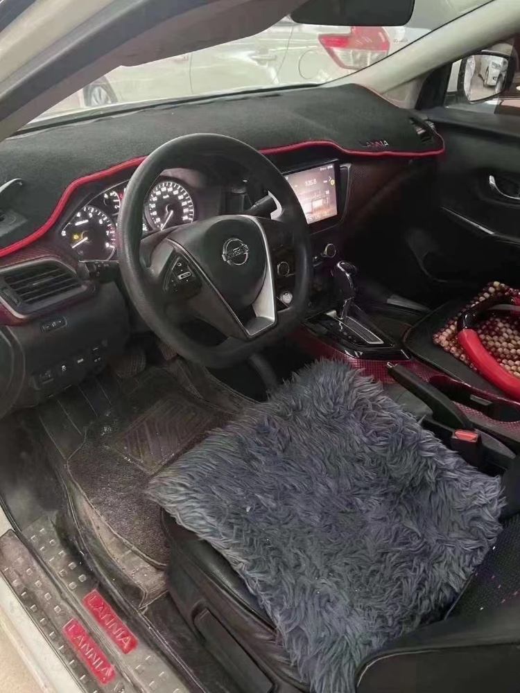 济南16年日产蓝鸟9