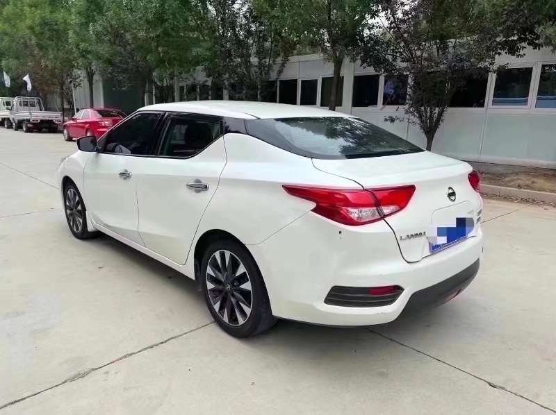 北京16年日产蓝鸟5