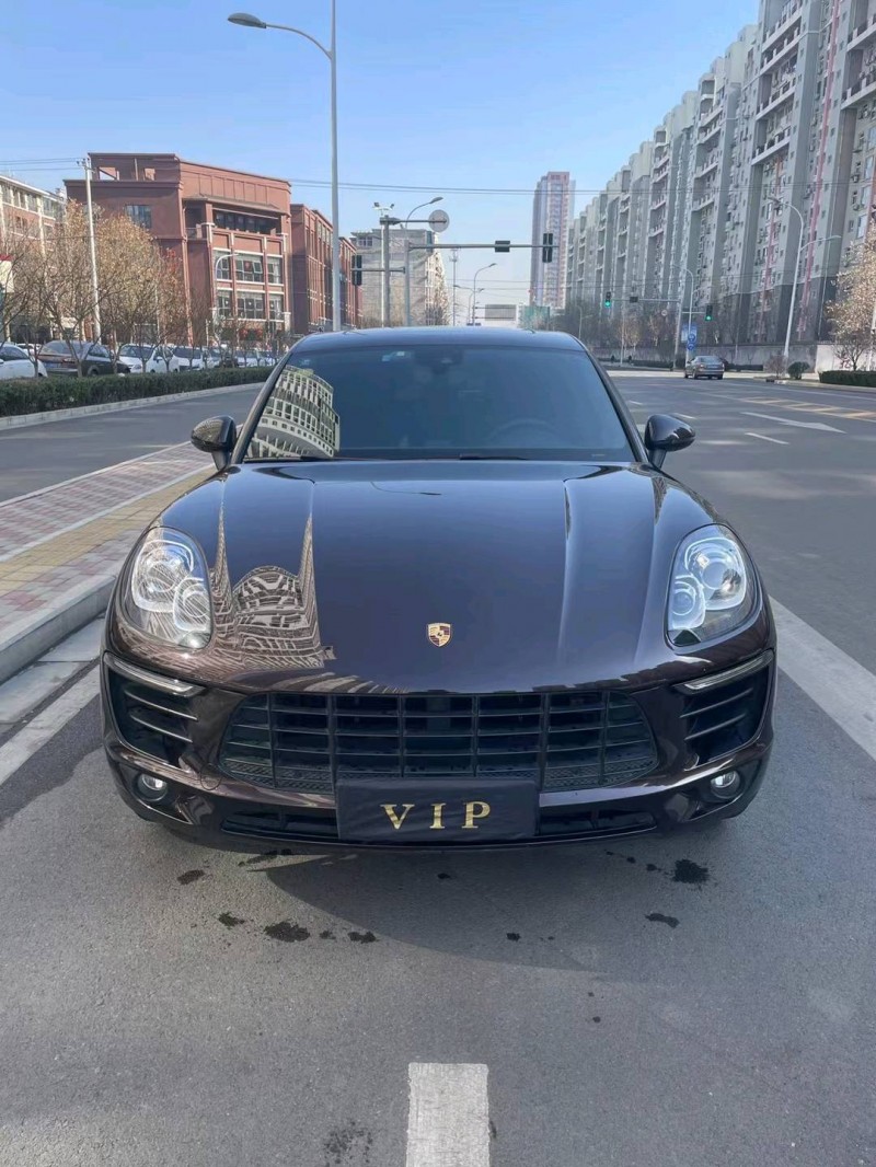 石家庄17年保时捷Macan1