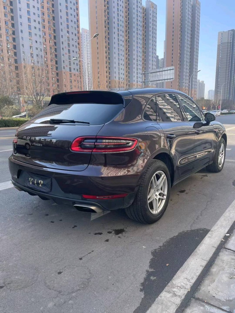 石家庄17年保时捷Macan8