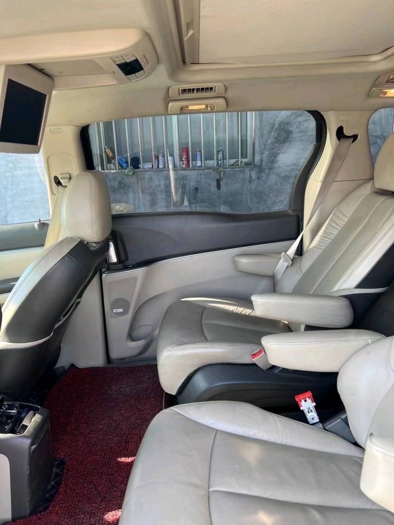 青岛12年别克GL87