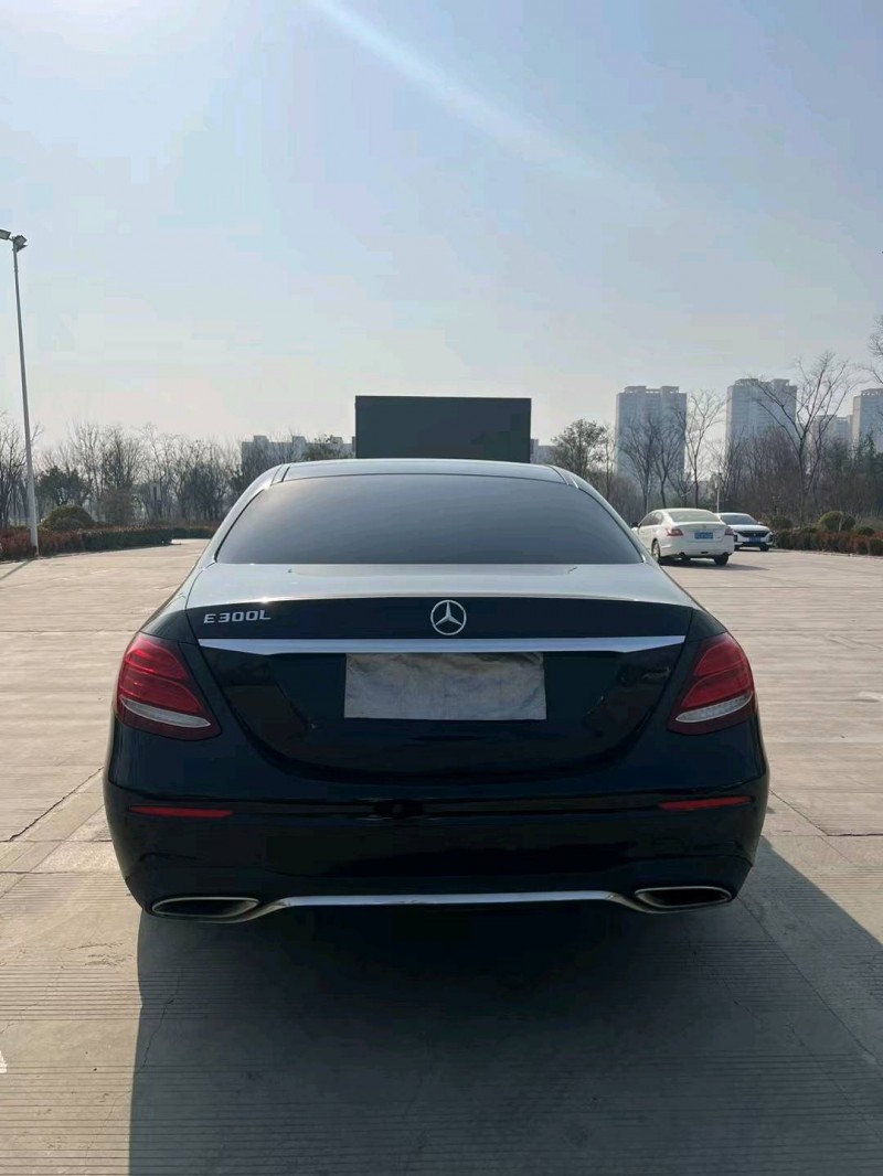 徐州17年奔驰E9