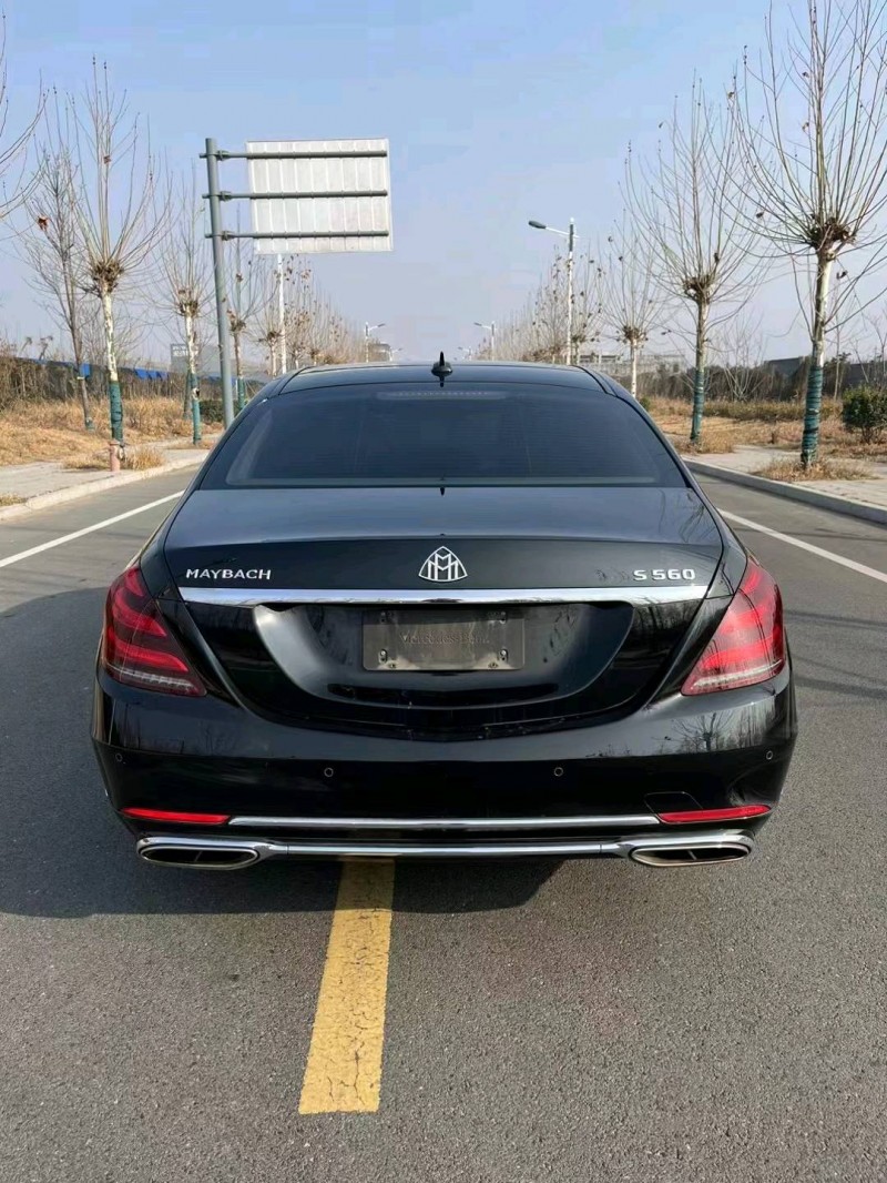 徐州18年奔驰迈巴赫S级9