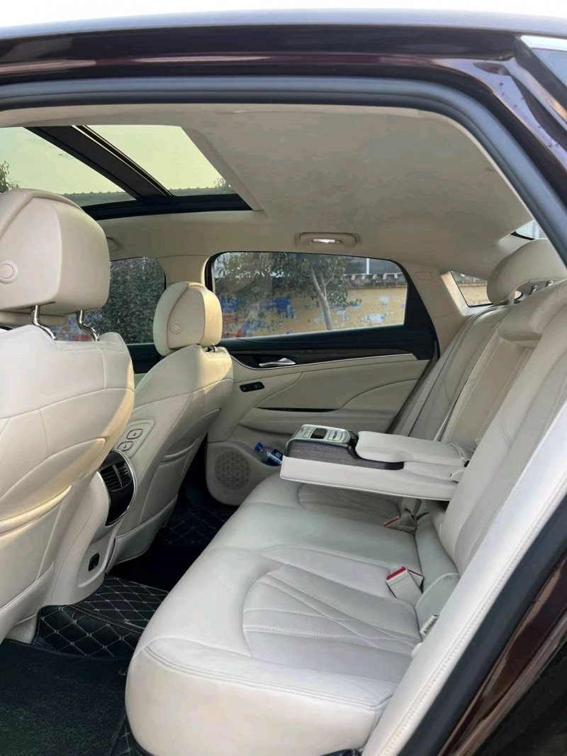 北京20年别克君越8