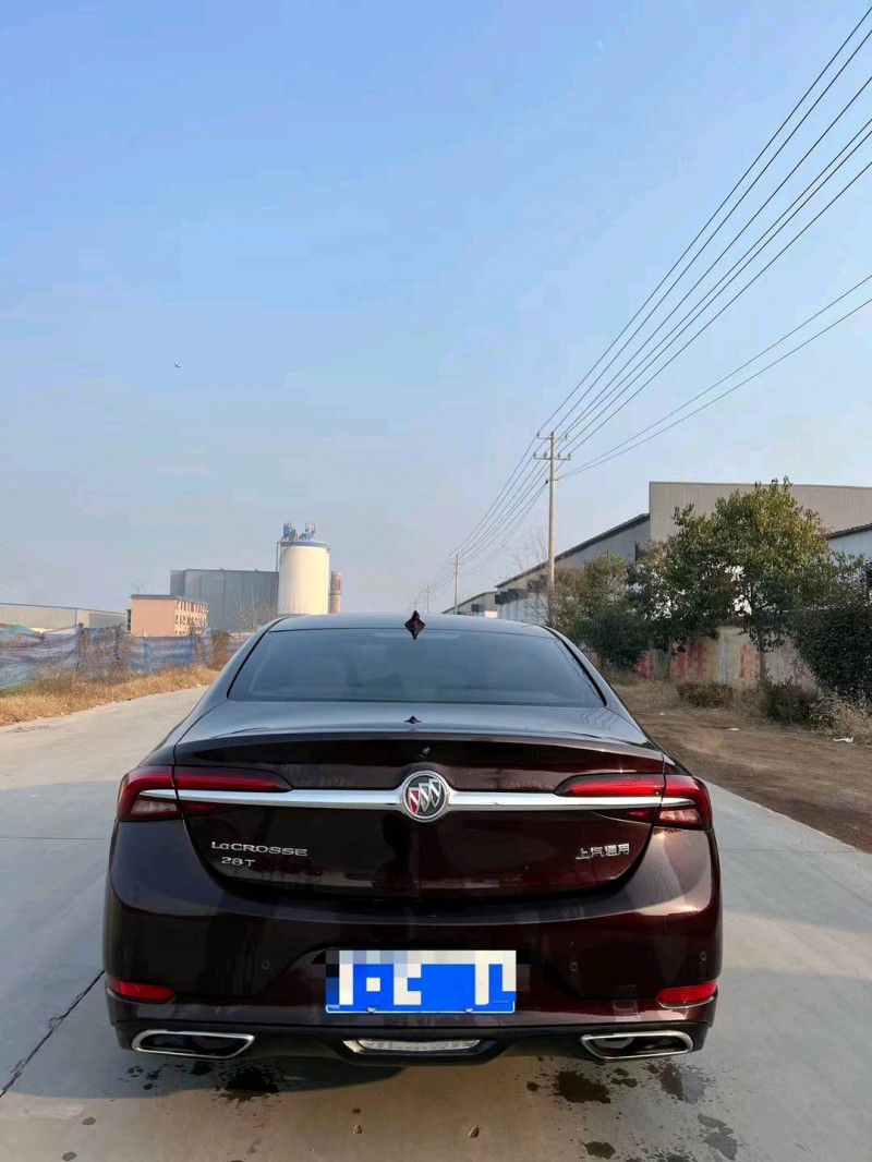 北京20年别克君越9