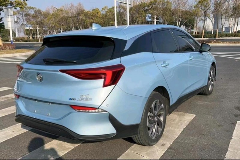 枣庄21年别克微蓝4