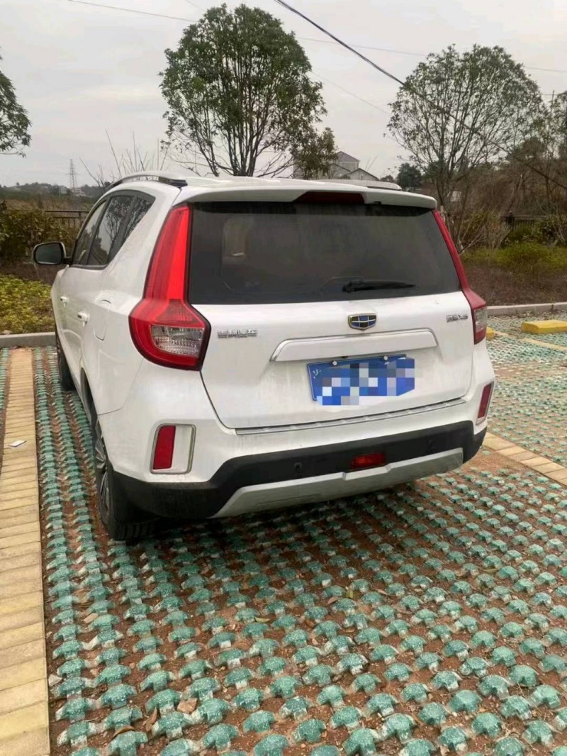 邯郸16年吉利远景X62