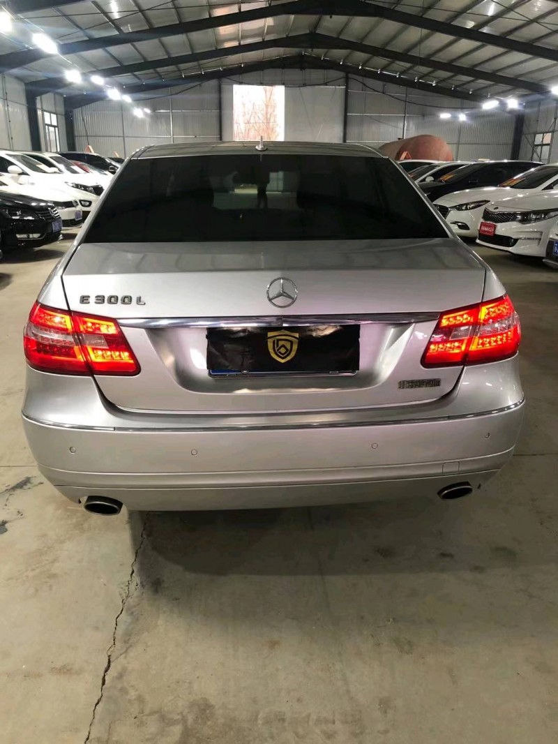 临沂12年奔驰E8