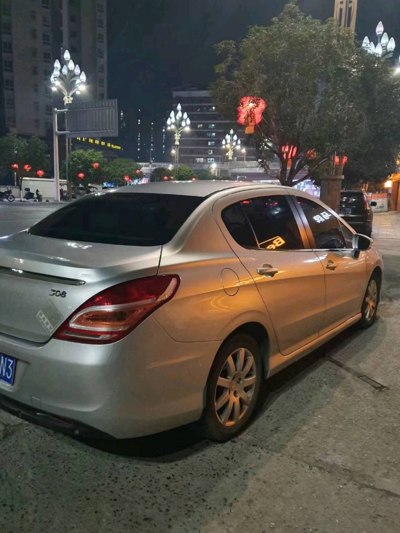 枣庄13年标致30085